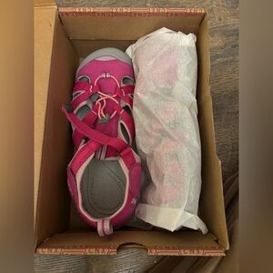 Keen Fuchsia Sandals